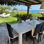 Eden Villa *